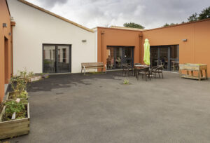 les-saisonnales-vue-exterieure-coin-detente